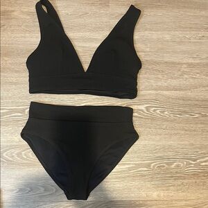 Old Navy high waisted Bikini M/L